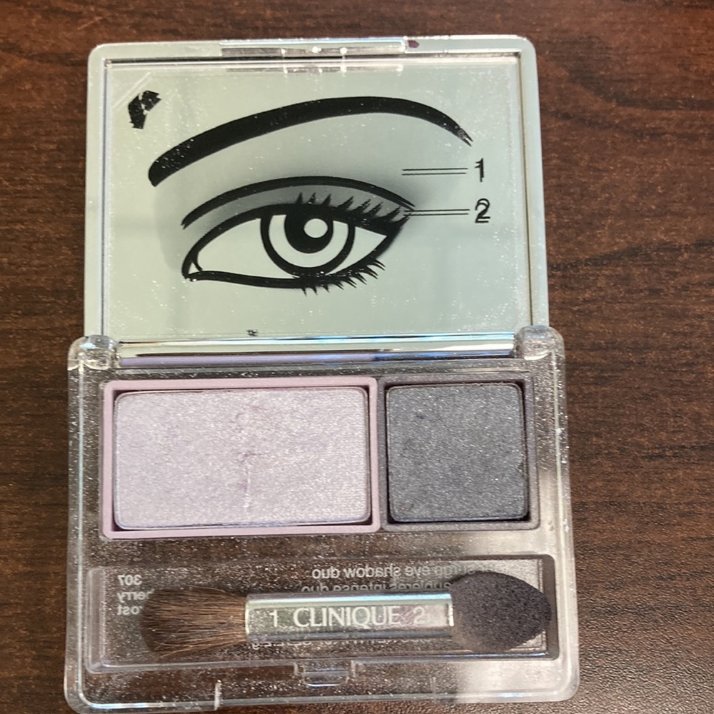 Clinique eye shadow duo